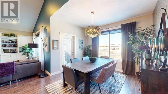 390 Somerside Cres Se, House semidetached with 3 bedrooms, 2 bathrooms and 3 parking in Medicine Hat AB | Image 22