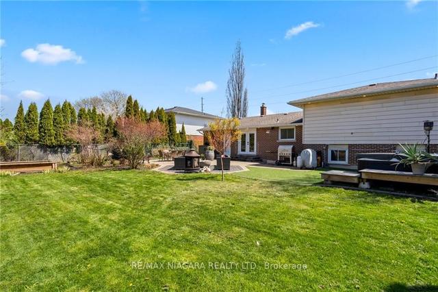 227 Lakeshore Rd, House detached with 3 bedrooms, 2 bathrooms and 4 parking in St. Catharines ON | Image 19