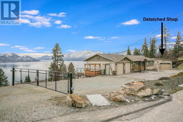 5857 Vicary Rd, House detached with 3 bedrooms, 2 bathrooms and 8 parking in Peachland BC | Image 1