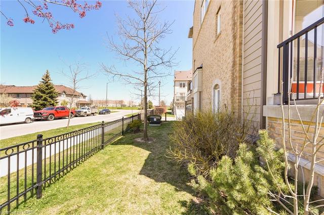 2 - 2891 Rio Court, House attached with 3 bedrooms, 2 bathrooms and 1 parking in Mississauga ON | Image 29