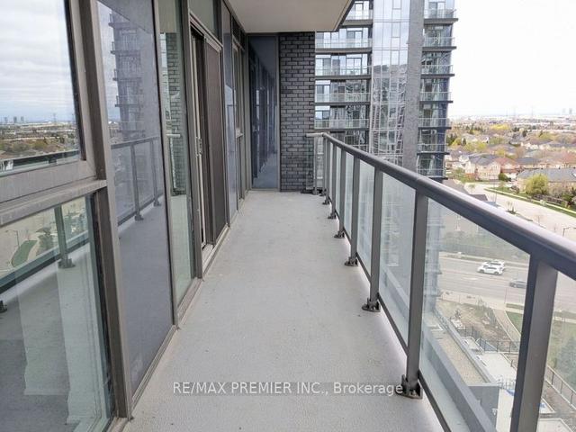 1011 - 20 Gatineau Dr, Condo with 2 bedrooms, 2 bathrooms and 1 parking in Vaughan ON | Image 7