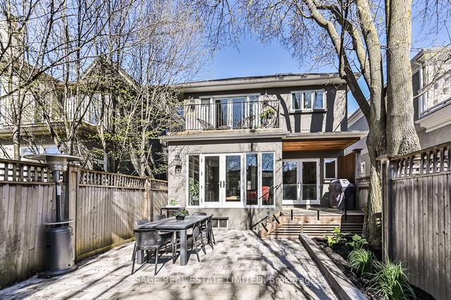 25 Governors Rd, House detached with 3 bedrooms, 4 bathrooms and 2 parking in Toronto ON | Image 32