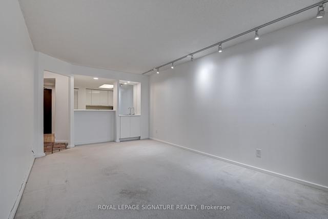 1403 - 15 Maitland Pl, Condo with 1 bedrooms, 1 bathrooms and 1 parking in Toronto ON | Image 24