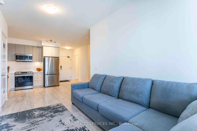 1810 - 4675 Metcalfe Ave, Condo with 2 bedrooms, 2 bathrooms and 1 parking in Mississauga ON | Image 11