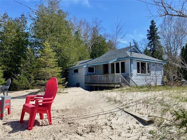 16 Shore Road, House detached with 3 bedrooms, 1 bathrooms and 2 parking in Saugeen 29 ON | Image 27