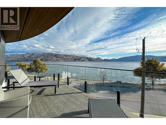 1 - 4364 Beach Ave, House attached with 2 bedrooms, 2 bathrooms and 3 parking in Peachland BC | Image 6