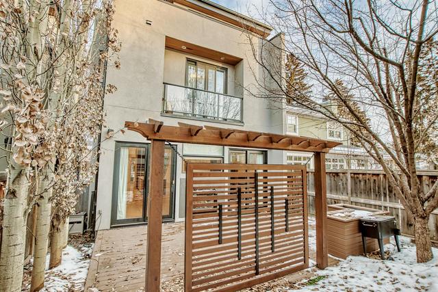 3925 15a St Sw, House detached with 3 bedrooms, 2 bathrooms and 4 parking in Calgary AB | Image 48