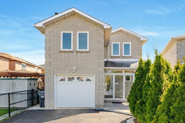 13 Oaklea Blvd, House detached with 3 bedrooms, 4 bathrooms and 3 parking in Brampton ON | Image 1