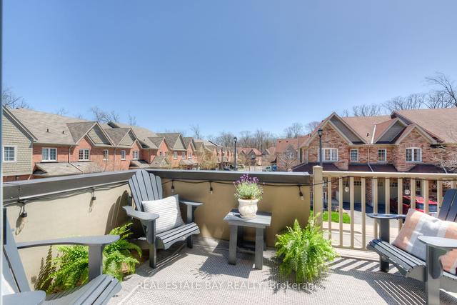 10 - 233 Duskywing Way, Townhouse with 4 bedrooms, 4 bathrooms and 2 parking in Oakville ON | Image 15