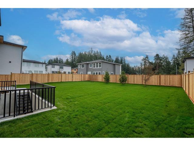 20070 27a Ave, House detached with 7 bedrooms, 6 bathrooms and 6 parking in Langley BC | Image 37
