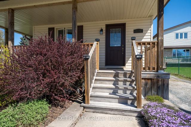 359 St Joseph St, House detached with 3 bedrooms, 3 bathrooms and 3 parking in Tweed ON | Image 34