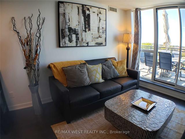 409 - 16 Mcadam Ave, Condo with 2 bedrooms, 2 bathrooms and 1 parking in Toronto ON | Image 5
