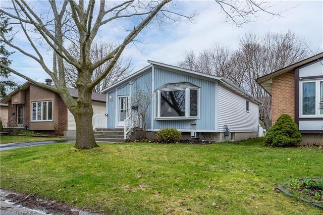 94 Douglas Ave, House detached with 3 bedrooms, 1 bathrooms and 3 parking in Kingston ON | Image 12