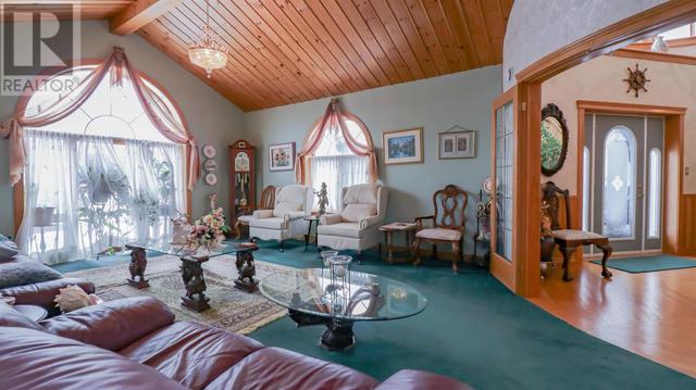 40 Lewis Crescent, House detached with 6 bedrooms, 3 bathrooms and null parking in Charlottetown PE | Image 7