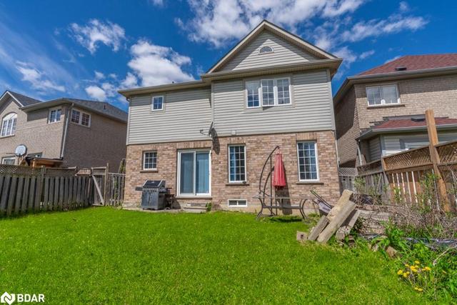 11 Continental Rd, House detached with 4 bedrooms, 2 bathrooms and 4 parking in Brampton ON | Image 11