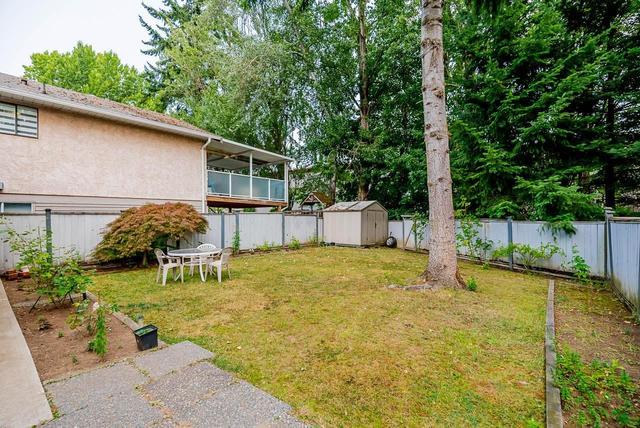 6056 195a Street, House detached with 5 bedrooms, 3 bathrooms and 5 parking in Surrey BC | Image 38