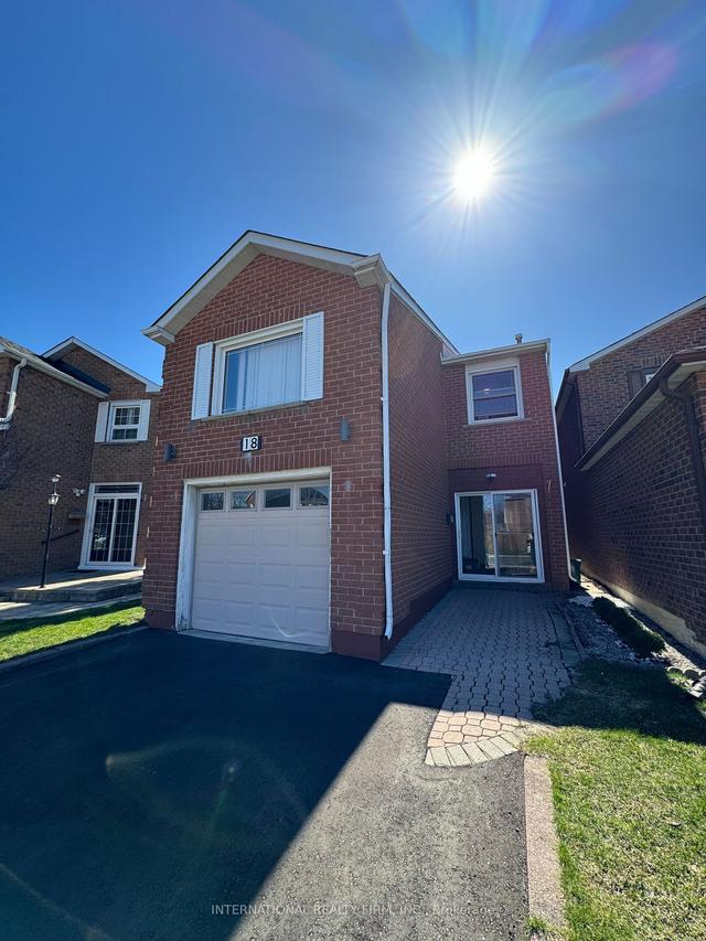 18 New Seabury Dr, House detached with 3 bedrooms, 3 bathrooms and 3 parking in Vaughan ON | Image 12