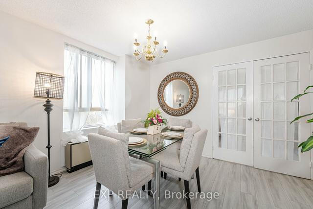 112 - 61 Markbrook Ln, Condo with 1 bedrooms, 2 bathrooms and 1 parking in Toronto ON | Image 4