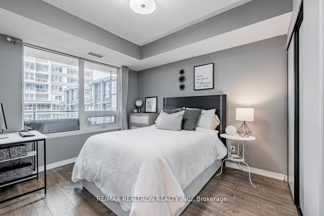 422 - 55 E Liberty St, Condo with 1 bedrooms, 1 bathrooms and 1 parking in Toronto ON | Image 4
