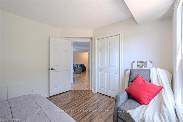 124 - 2010 Cleaver Ave, Condo with 2 bedrooms, 2 bathrooms and 2 parking in Burlington ON | Image 15