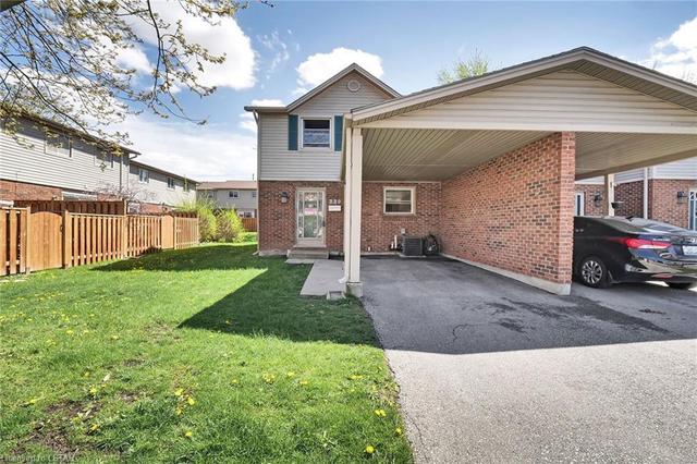 220 - 1330 Jalna Blvd, House attached with 3 bedrooms, 1 bathrooms and 2 parking in London ON | Image 12