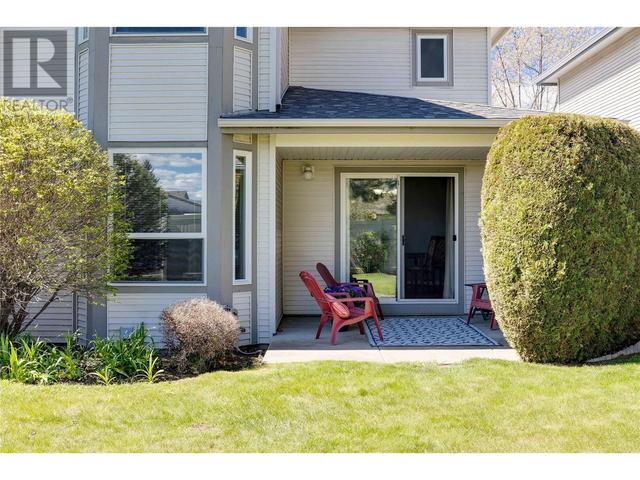 33 - 1120 Guisachan Road, House attached with 3 bedrooms, 2 bathrooms and 2 parking in Kelowna BC | Image 34