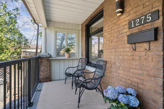 1275 Lansdowne Ave, House semidetached with 3 bedrooms, 2 bathrooms and 2 parking in Toronto ON | Image 27