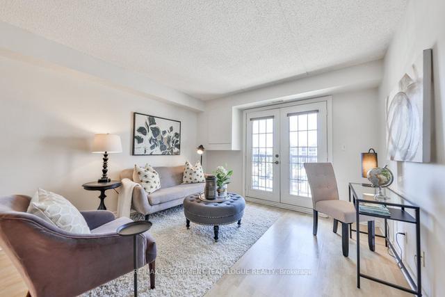 310 - 2065 Appleby Line, Condo with 1 bedrooms, 1 bathrooms and 1 parking in Burlington ON | Image 2