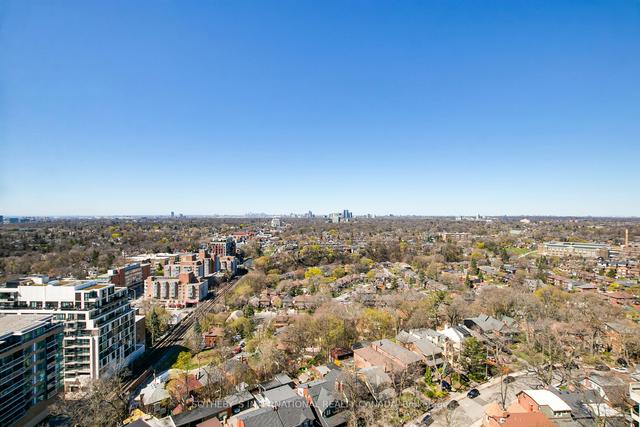 2204 - 50 Quebec Ave, Condo with 2 bedrooms, 2 bathrooms and 1 parking in Toronto ON | Image 25