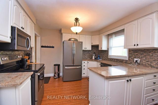 41 Woodbine Ave, House detached with 3 bedrooms, 2 bathrooms and 5 parking in St. Catharines ON | Image 8