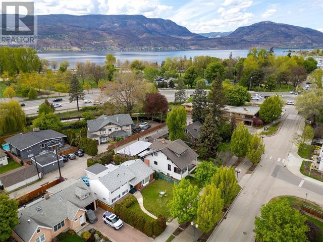 1820 Abbott St, House detached with 4 bedrooms, 2 bathrooms and 4 parking in Kelowna BC | Image 33