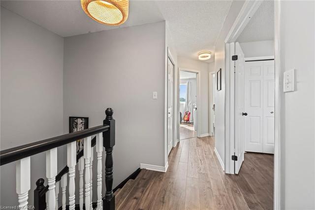 1256 Brackenwood Crescent, House semidetached with 3 bedrooms, 2 bathrooms and 3 parking in Kingston ON | Image 15