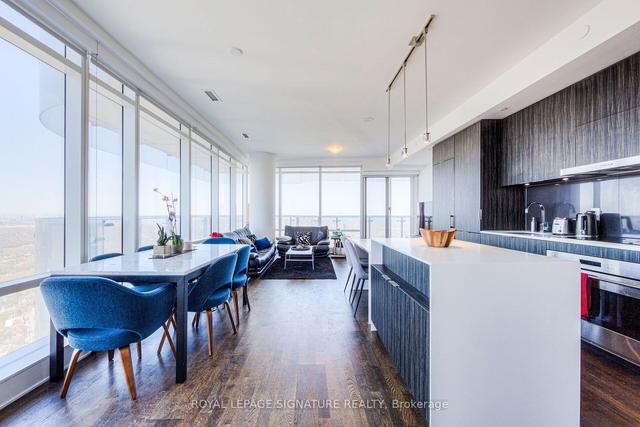 6101 - 1 Bloor St E, Condo with 2 bedrooms, 3 bathrooms and 1 parking in Toronto ON | Image 5