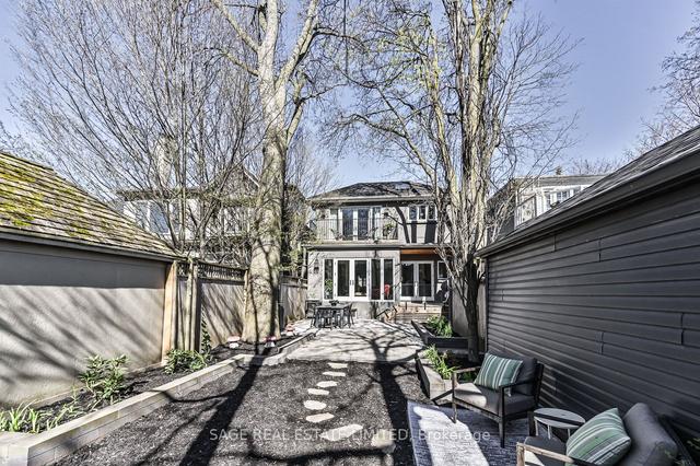 25 Governors Rd, House detached with 3 bedrooms, 4 bathrooms and 2 parking in Toronto ON | Image 31
