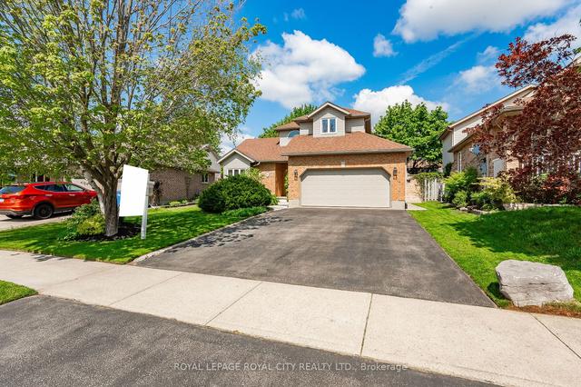 42 Peartree Cres, House detached with 3 bedrooms, 4 bathrooms and 6 parking in Guelph ON | Image 12