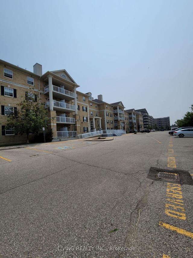 220 - 7428 Markham Rd, Condo with 2 bedrooms, 2 bathrooms and 2 parking in Markham ON | Image 8