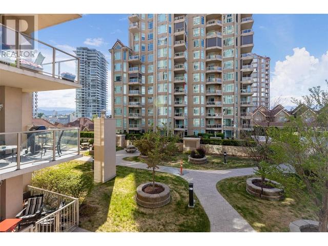 401 - 1128 Sunset Drive, Condo with 3 bedrooms, 2 bathrooms and 1 parking in Kelowna BC | Image 28