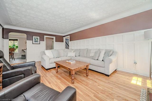94 First St N, House detached with 4 bedrooms, 2 bathrooms and 3 parking in Hamilton ON | Image 42