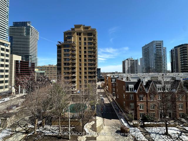420 - 98 Lillian St, Condo with 2 bedrooms, 2 bathrooms and 1 parking in Toronto ON | Image 9