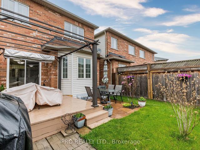 1364 Brandon Terr, House attached with 3 bedrooms, 4 bathrooms and 3 parking in Milton ON | Image 17