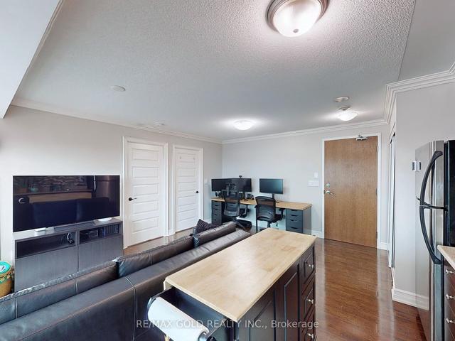 1007 - 215-284 Queen St E, Condo with 1 bedrooms, 1 bathrooms and 1 parking in Brampton ON | Image 6