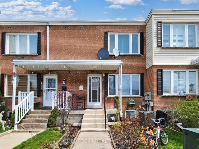 3 - 740 Kennedy Rd, House attached with 2 bedrooms, 2 bathrooms and 1 parking in Toronto ON | Image 34