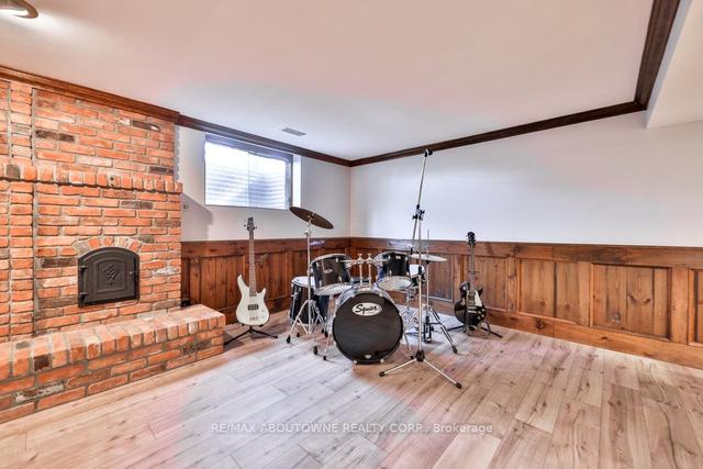4511 Tremineer Ave, House detached with 4 bedrooms, 4 bathrooms and 6 parking in Burlington ON | Image 27