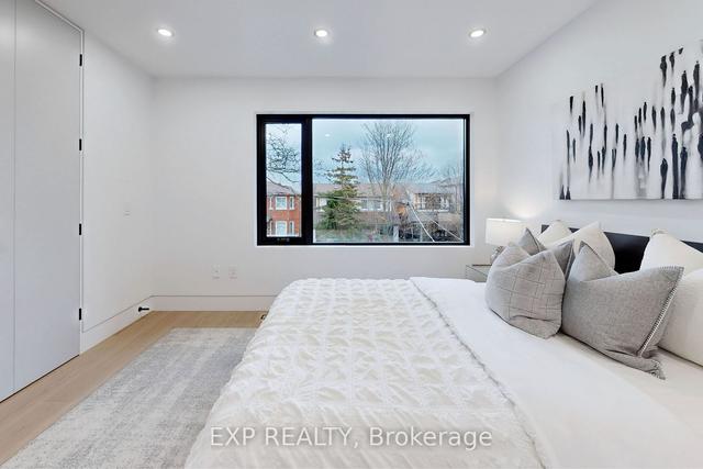 238 Harvie Ave, House detached with 3 bedrooms, 4 bathrooms and 2 parking in Toronto ON | Image 15