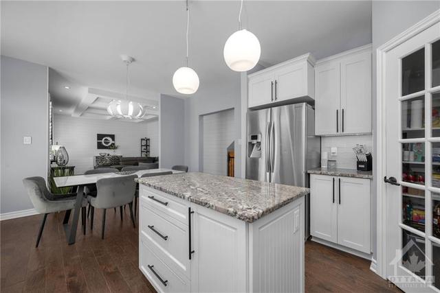 514 Caracole Way, House detached with 4 bedrooms, 3 bathrooms and 6 parking in Ottawa ON | Image 9