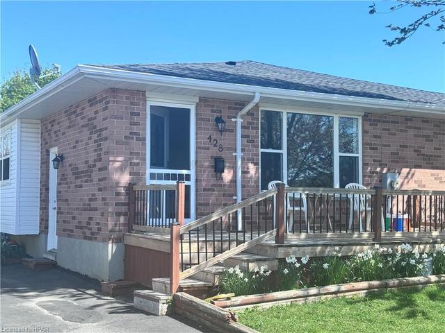 428 Highview Dr, House semidetached with 4 bedrooms, 2 bathrooms and 2 parking in St. Thomas ON | Image 1