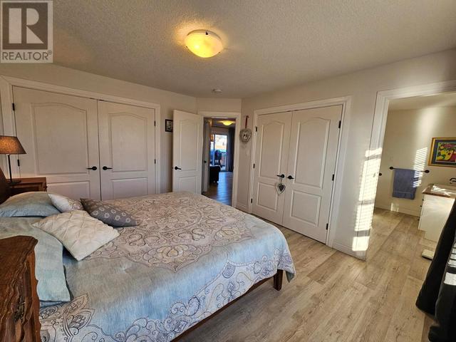 5306 49 Street, House detached with 5 bedrooms, 3 bathrooms and 1 parking in Pouce Coupe BC | Image 12