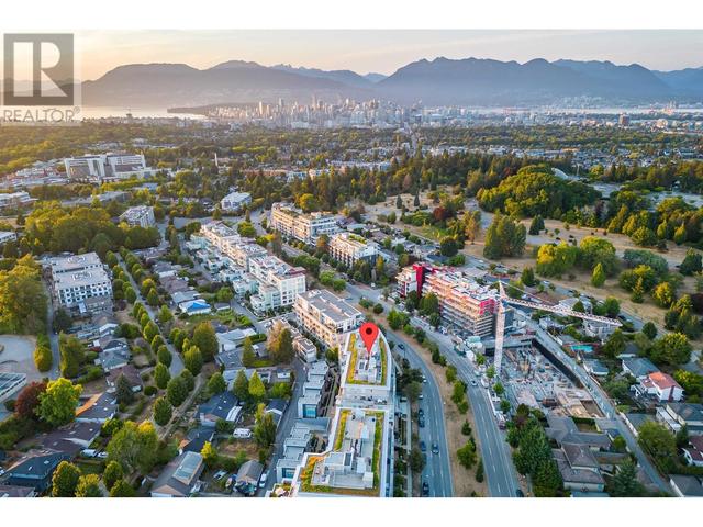 212 - 5189 Cambie Street, Condo with 2 bedrooms, 2 bathrooms and 1 parking in Vancouver BC | Image 3