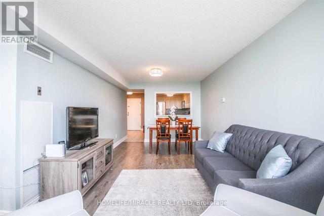 lph11 - 2466 Eglinton Ave E, Condo with 2 bedrooms, 2 bathrooms and 1 parking in Toronto ON | Image 7