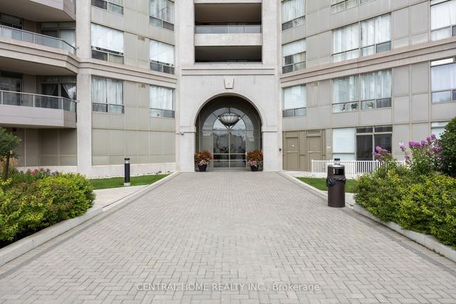 303 - 9015 Leslie St, Condo with 4 bedrooms, 2 bathrooms and 1 parking in Richmond Hill ON | Image 12